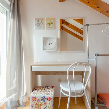 Rustic Florice With A Pool * Lecevica