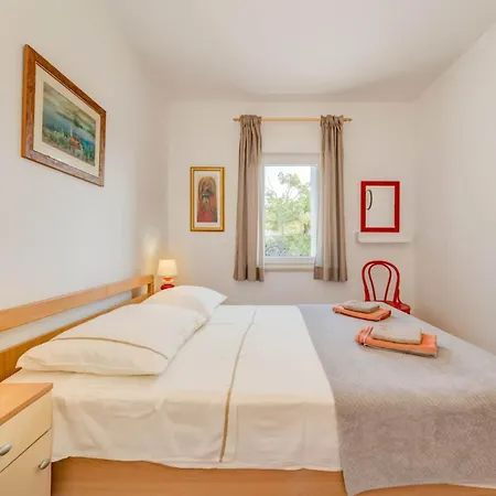 Rustic Florice With A Pool Villa Lecevica