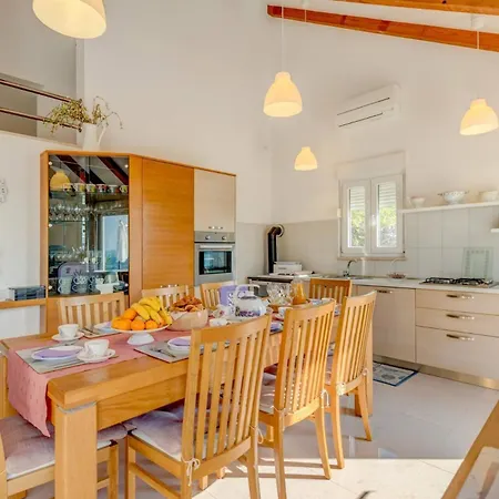 Rustic Florice With A Pool Villa