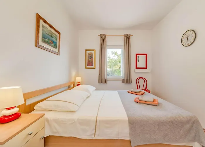 Rustic Florice With A Pool Villa Lecevica