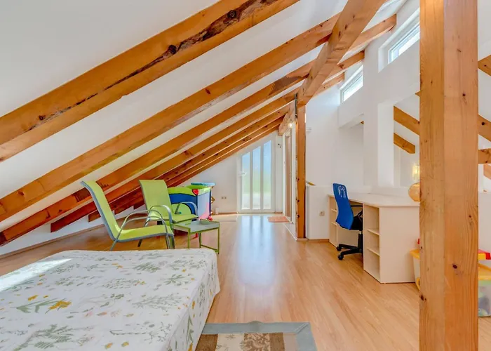 Villa Rustic Florice With A Pool Lecevica