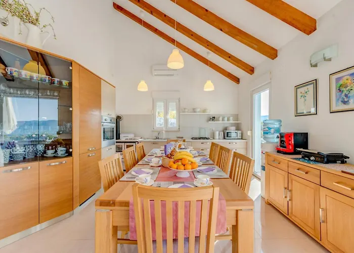 Rustic Florice With A Pool Villa Lecevica